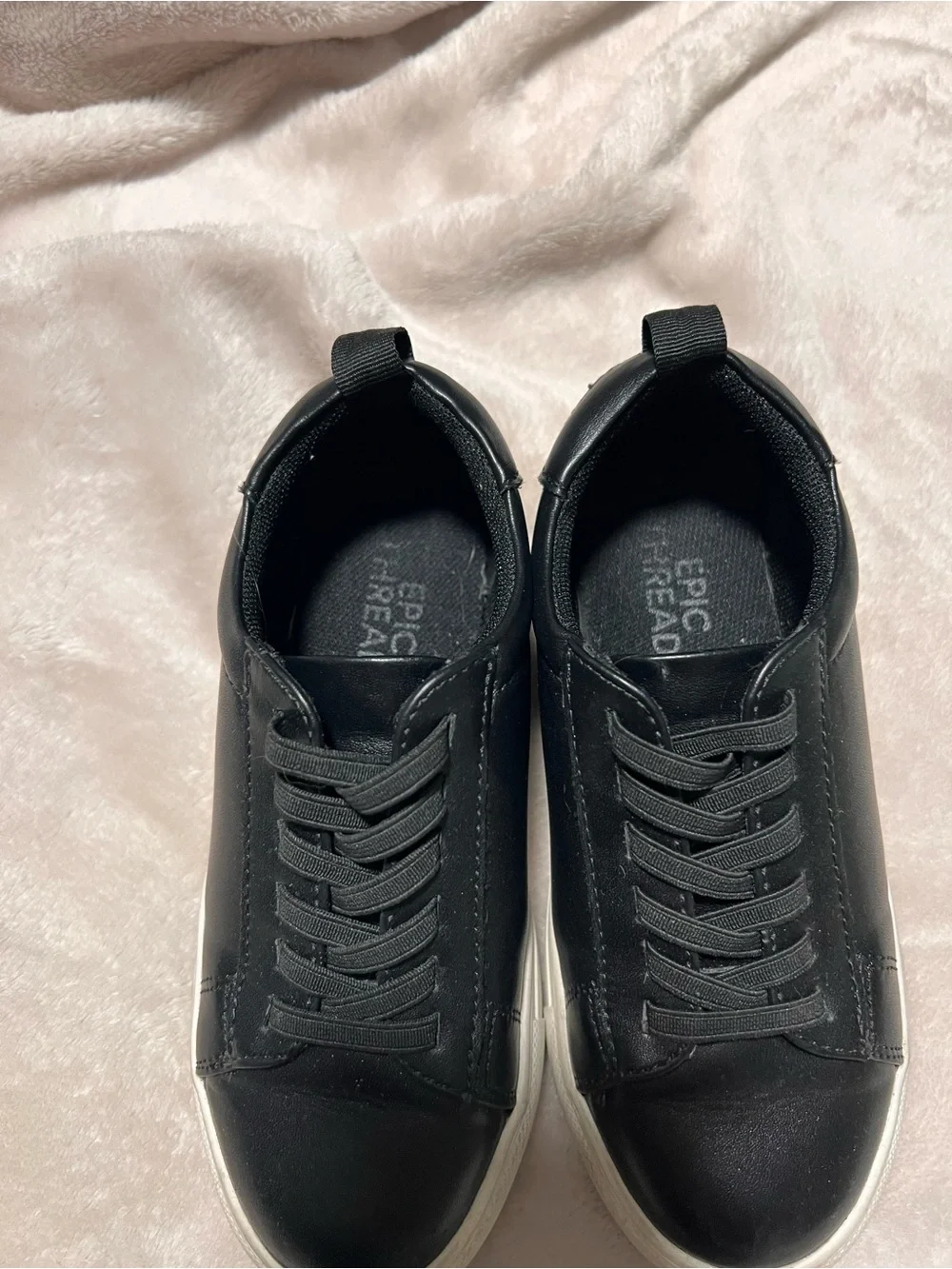 Epic threads Black Leather-Style kids Low Top Sneakers - Classic Casual